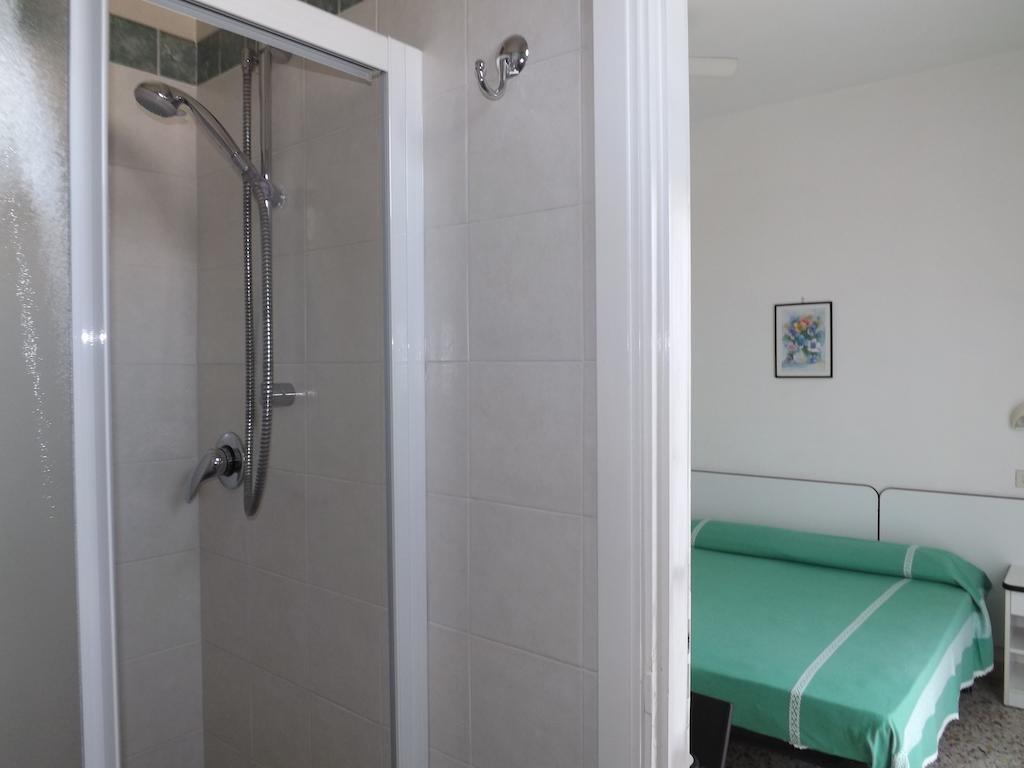Hotel Villa Domiziana ريميني المظهر الخارجي الصورة