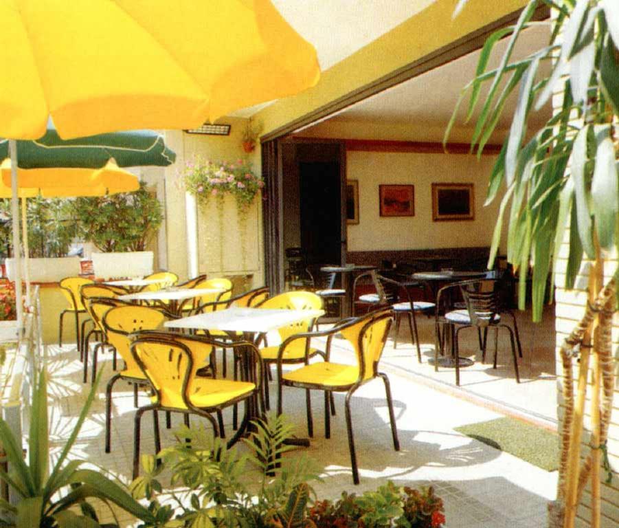 Hotel Villa Domiziana ريميني المظهر الخارجي الصورة