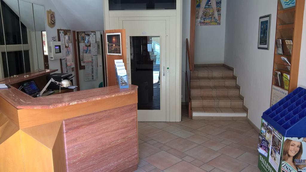Hotel Villa Domiziana ريميني المظهر الخارجي الصورة