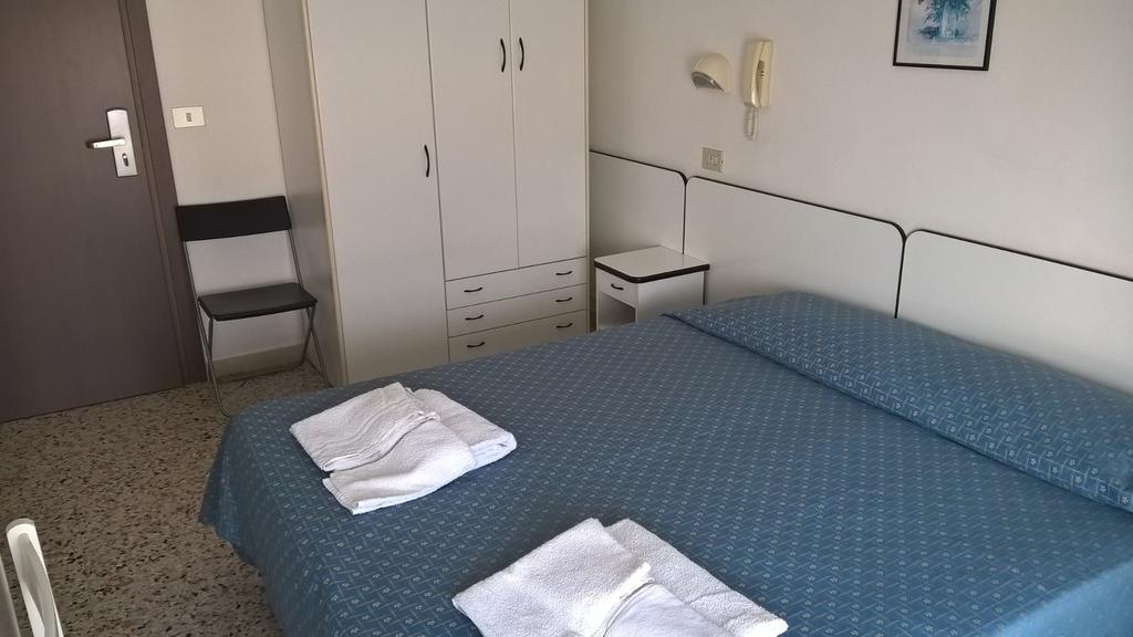 Hotel Villa Domiziana ريميني المظهر الخارجي الصورة